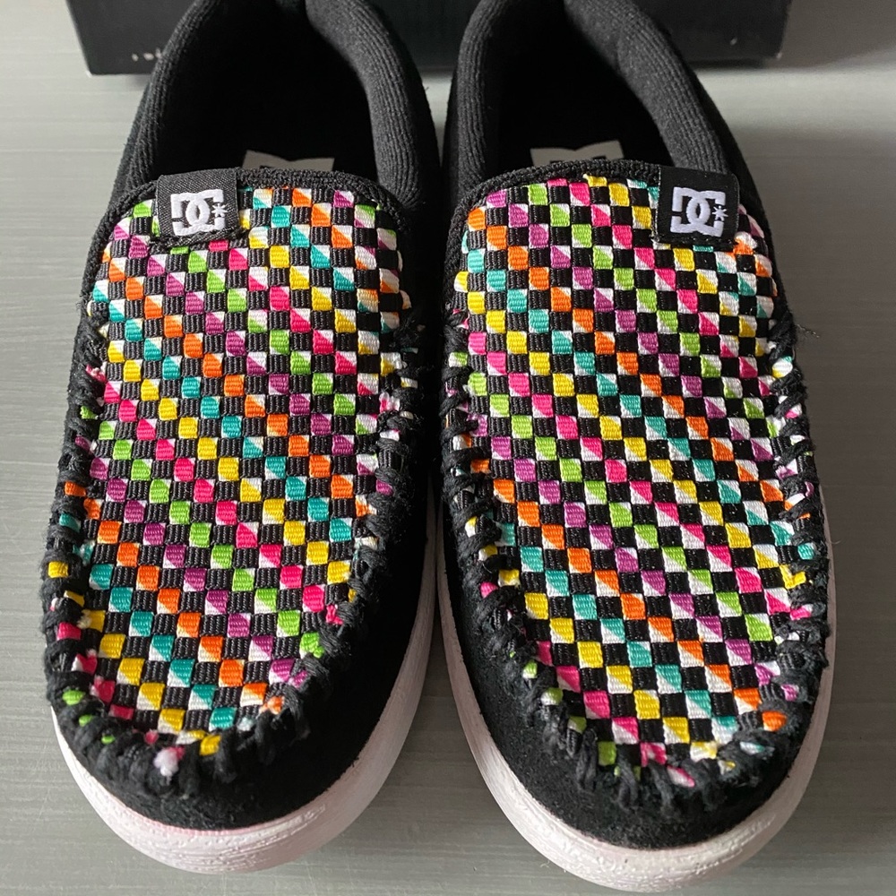 Kids DC slip on shoes